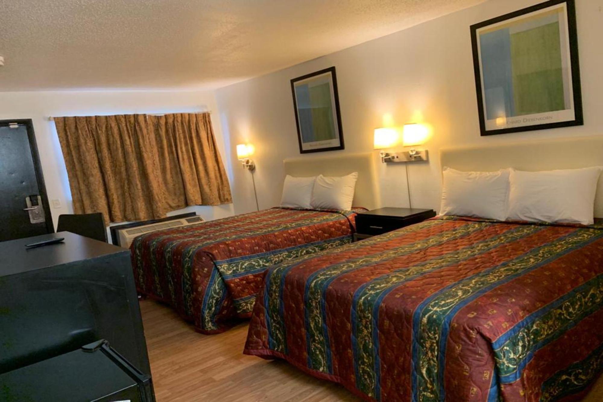 Economy Inn Of Holland Εξωτερικό φωτογραφία